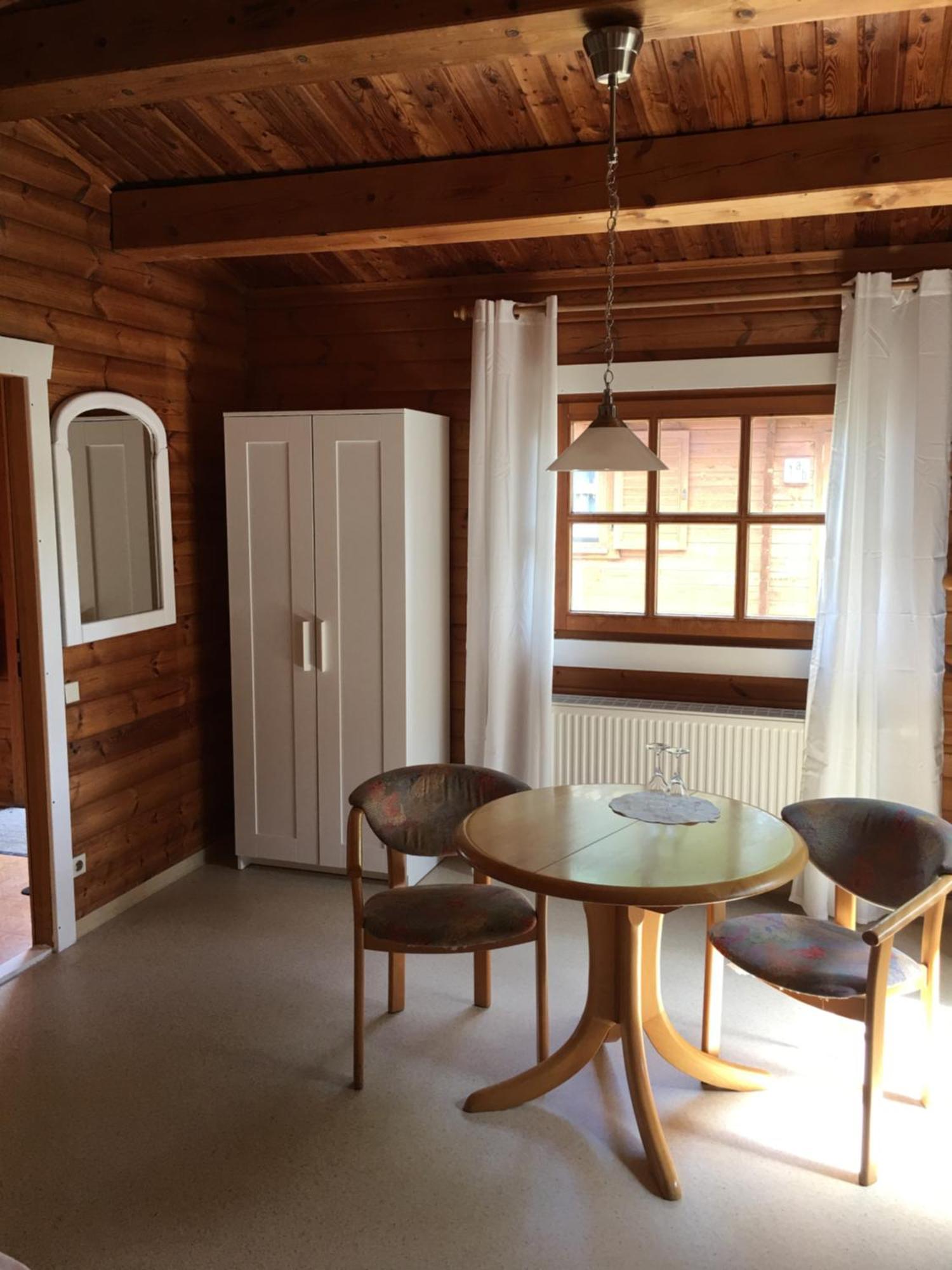 Abb Sportcenter Gaensefurth, Doppelzimmer Ohne Kueche, Standard Doppelzimmer Mit Kueche Hecklingen  Luaran gambar